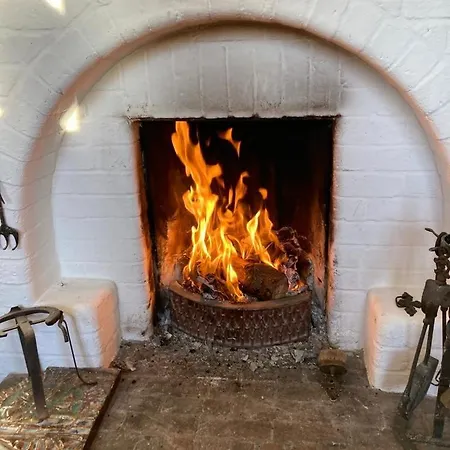 Cosy Cottage With Large Garden I Semi Rural Retreat! Nearby Countryside, Beaches & Goodwood - Chichester Holiday Properties Eartham Exterior photo