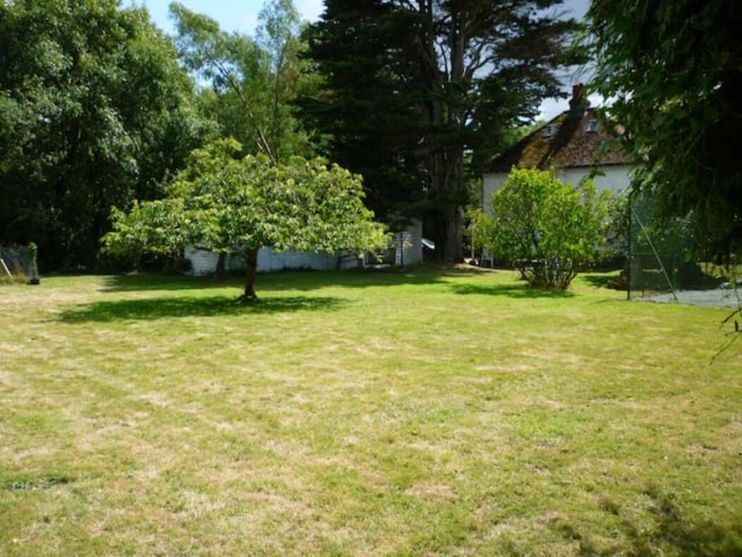 Cosy With Large Garden I Semi Rural Retreat! Nearby Countryside, Beaches & Goodwood - Chichester Eartham