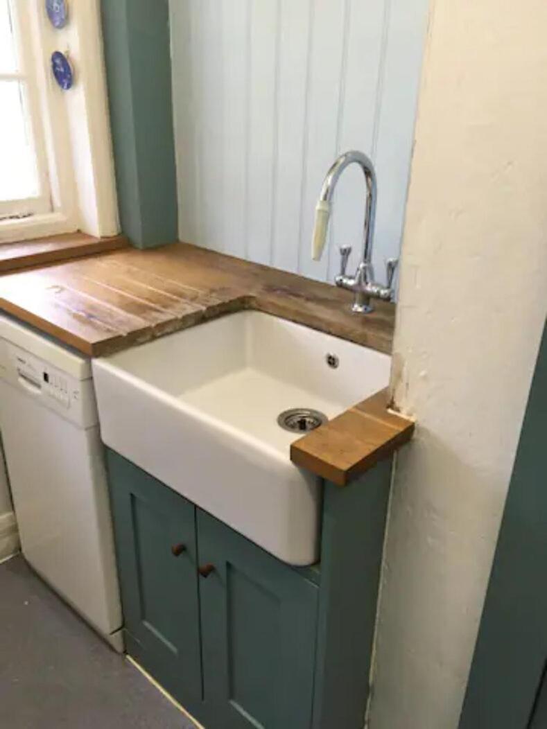 Cosy With Large Garden I Semi Rural Retreat! Nearby Countryside, Beaches & Goodwood - Chichester *