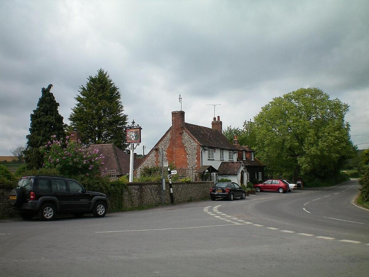 Cosy With Large Garden I Semi Rural Retreat! Nearby Countryside, Beaches & Goodwood - Chichester