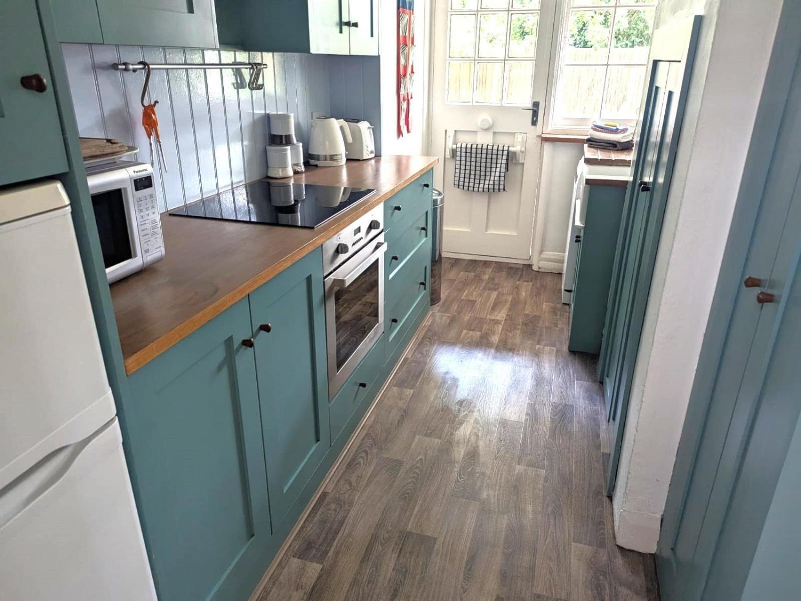 Cosy With Large Garden I Semi Rural Retreat! Nearby Countryside, Beaches & Goodwood - Chichester *