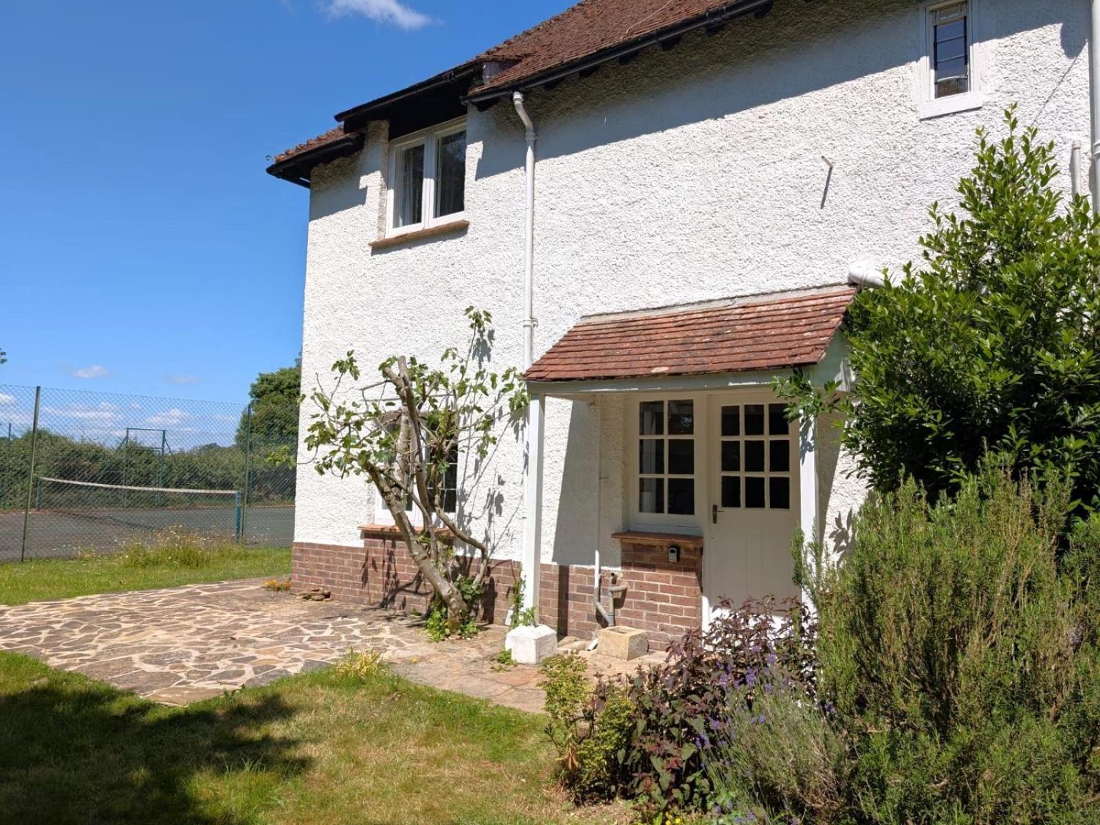 Cosy With Large Garden I Semi Rural Retreat! Nearby Countryside, Beaches & Goodwood - Chichester Casa vacanze
